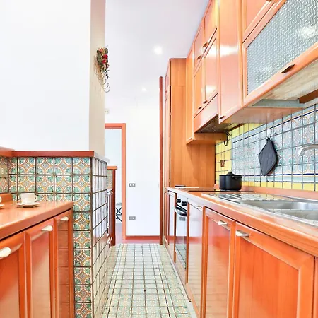 Apartamento Guesthost - Vittorio Veneto Salerno