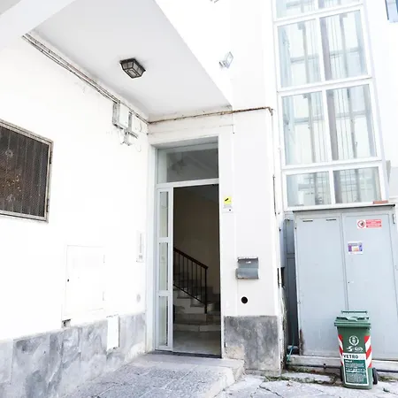 Guesthost - Vittorio Veneto Apartamento